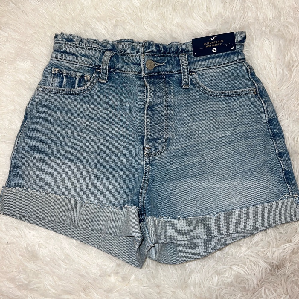 NWT hollister ultra high rise mom shorts